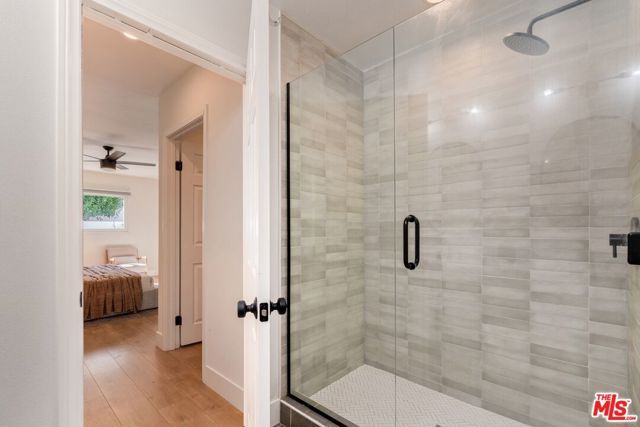 6607 Farralone Avenue, Woodland Hills (los Angeles), CA 91303