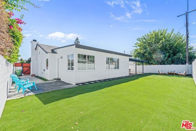 6607 Farralone Avenue, Woodland Hills (los Angeles), CA 91303