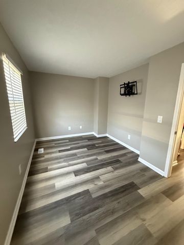 7806 Barkwood Drive, 10B, Columbus, OH 43085