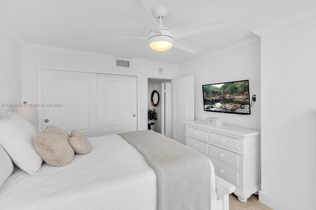 7135 Collins Ave 1126, Miami Beach, FL 33141