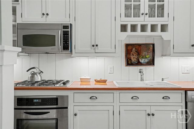 92 Hidden Cove Drive, Richmond Hill, GA 31324