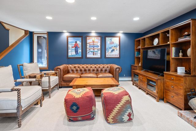 9 Pond View Road Unit 9, Winhall, VT 05340