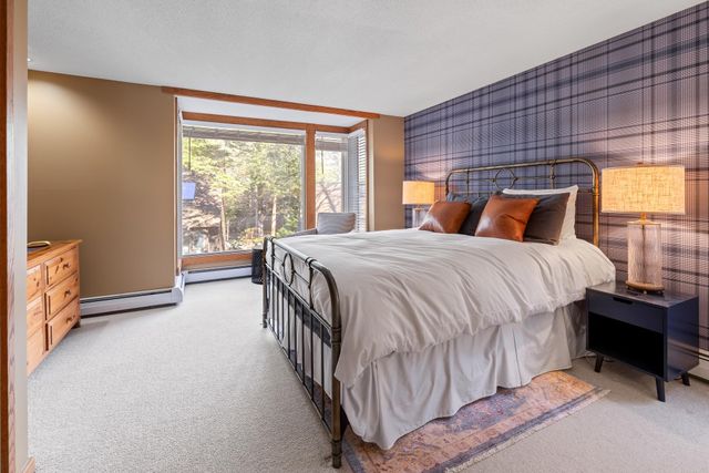 9 Pond View Road Unit 9, Winhall, VT 05340