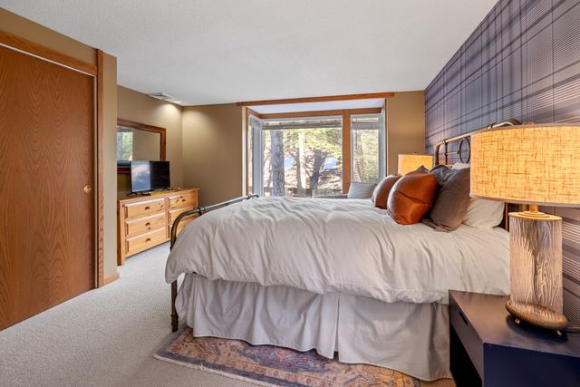 9 Pond View Road Unit 9, Winhall, VT 05340