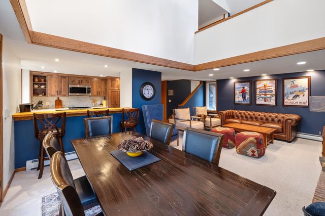 9 Pond View Road Unit 9, Winhall, VT 05340