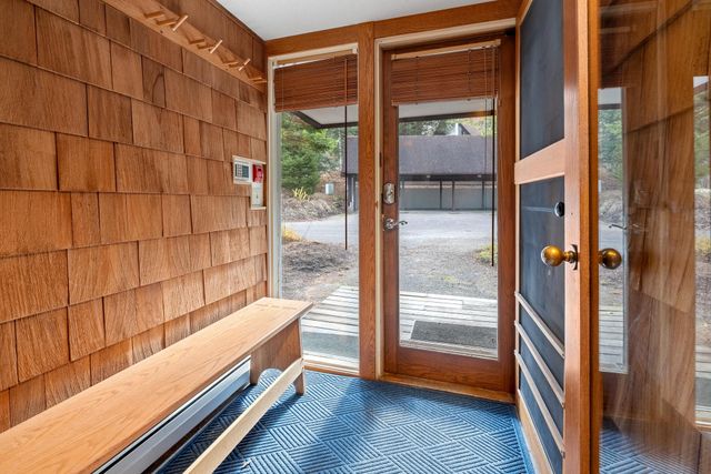 9 Pond View Road Unit 9, Winhall, VT 05340