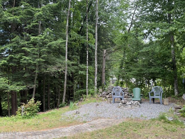 3 Bluebird Court, Saratoga Springs, NY 12866
