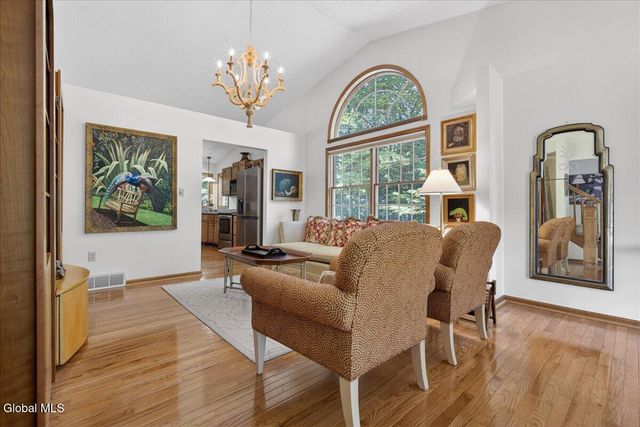 3 Bluebird Court, Saratoga Springs, NY 12866