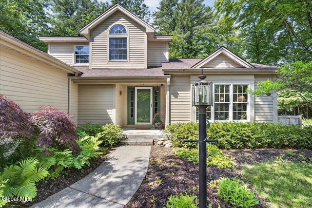 3 Bluebird Court, Saratoga Springs, NY 12866