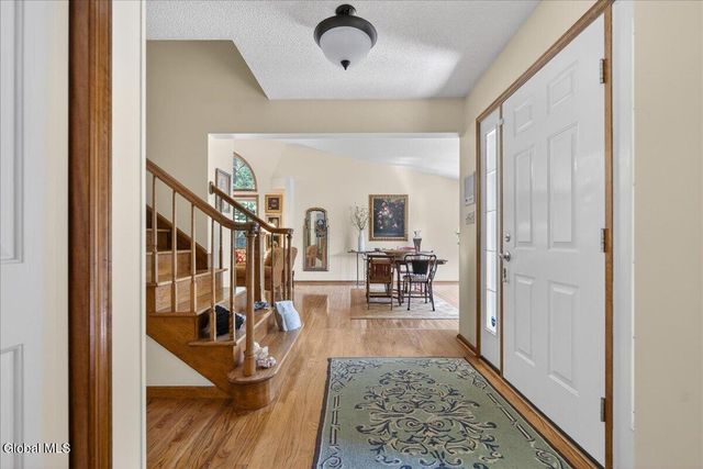 3 Bluebird Court, Saratoga Springs, NY 12866