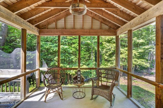 3 Bluebird Court, Saratoga Springs, NY 12866