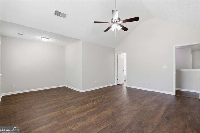 78 Saint Charles Place, Sharpsburg, GA 30277