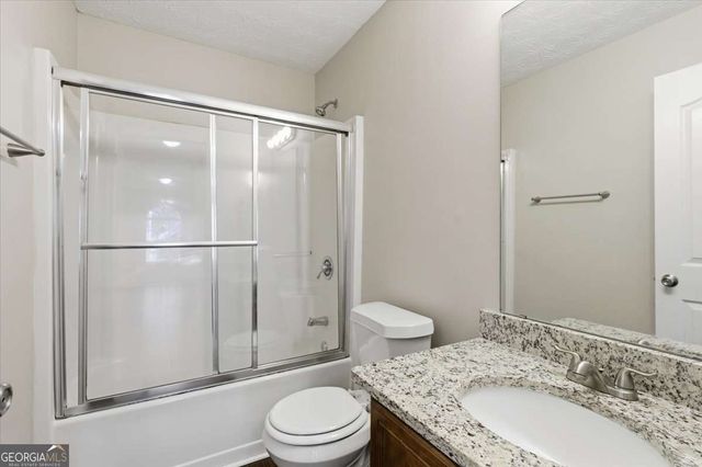 78 Saint Charles Place, Sharpsburg, GA 30277