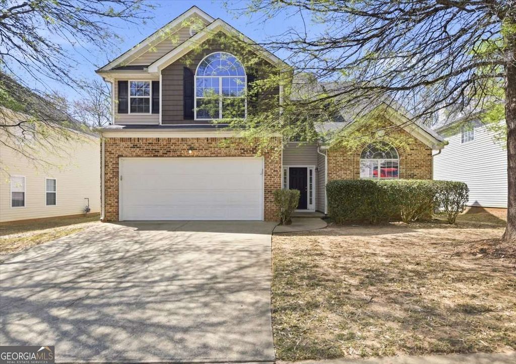 78 Saint Charles Place, Sharpsburg, GA 30277