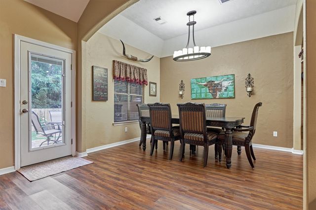 2203 Nicholas Crossing, Conroe, TX 77304