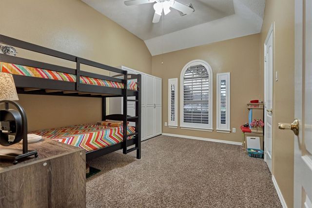 2203 Nicholas Crossing, Conroe, TX 77304
