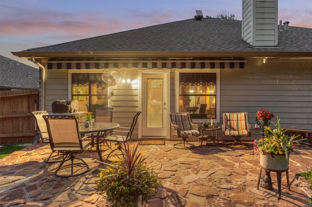 2203 Nicholas Crossing, Conroe, TX 77304