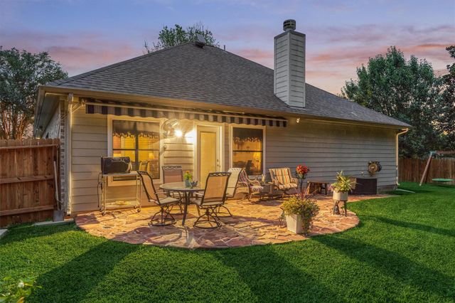 2203 Nicholas Crossing, Conroe, TX 77304