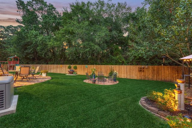 2203 Nicholas Crossing, Conroe, TX 77304