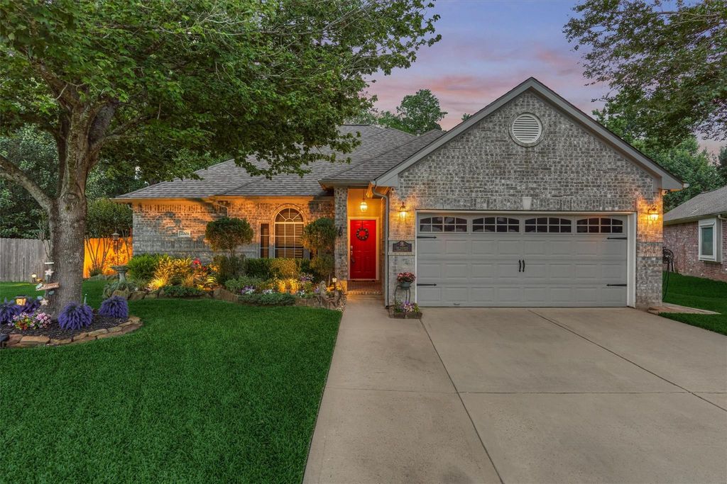 2203 Nicholas Crossing, Conroe, TX 77304