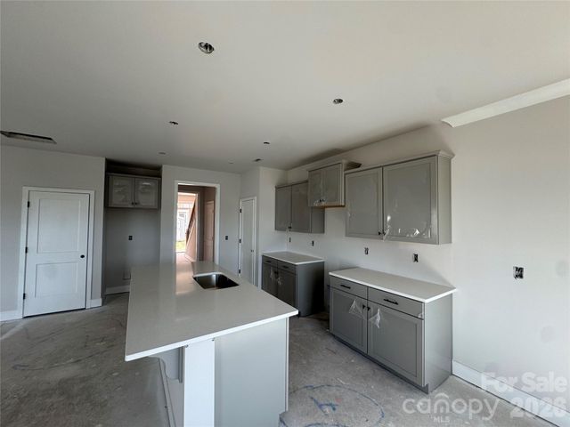 721 Inwood Hill Drive 94, Gastonia, NC 28056