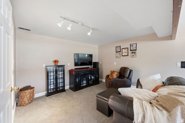 1071 N TIMPVIEW DR, American Fork, UT 84003