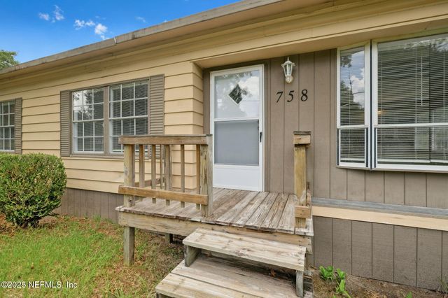 758 WASHINGTON Avenue, Orange Park, FL 32065