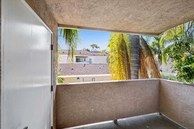 10026 Maya Linda 6204, San Diego, CA 92126