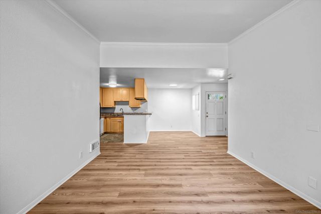 10026 Maya Linda 6204, San Diego, CA 92126
