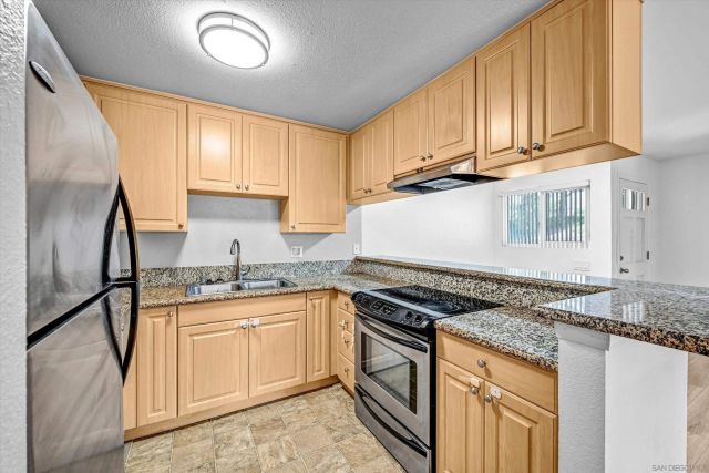 10026 Maya Linda 6204, San Diego, CA 92126