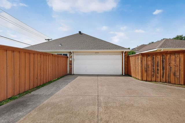 2702 Garden Springs Drive, Richardson, TX 75082