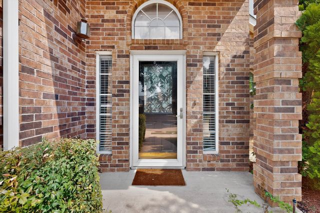 2702 Garden Springs Drive, Richardson, TX 75082