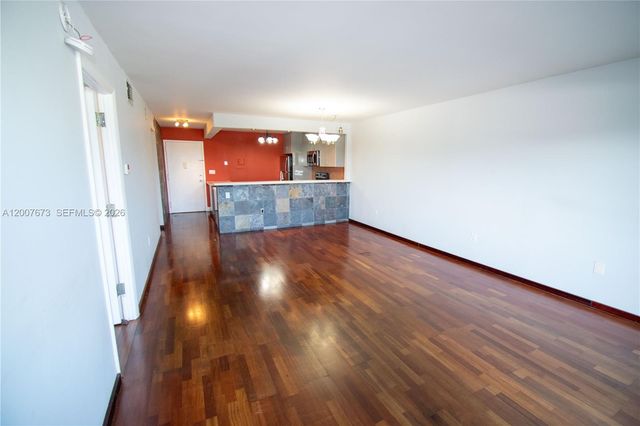 110 S Shore Dr 5B, Miami Beach, FL 33141