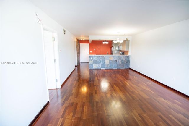 110 S Shore Dr 5B, Miami Beach, FL 33141