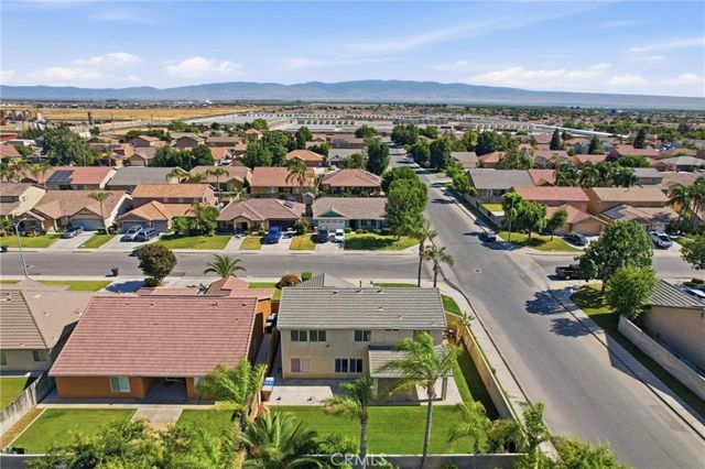9016 Carnegie Hall, Bakersfield, CA 93311