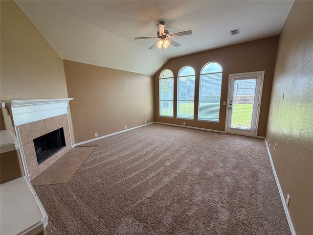 618 Rosarita Road, Arlington, TX 76002