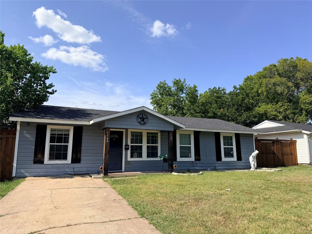 1109 Leyenda Drive, Mesquite, TX 75149