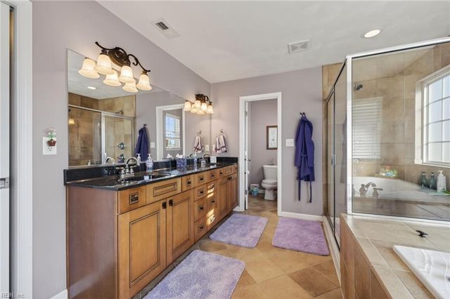 1228 Rosebud LN, Chesapeake, VA 23322