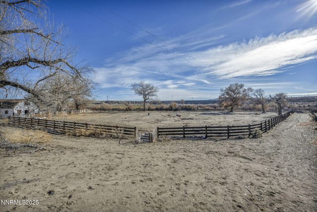 15533 Fisherman Road, Fallon, NV 89406