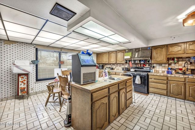 15533 Fisherman Road, Fallon, NV 89406