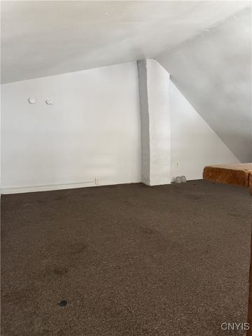 122 Putnam Street, Syracuse, NY 13204