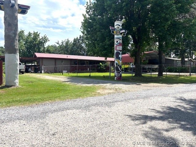 60 Wildflower, Eufaula, OK 74432