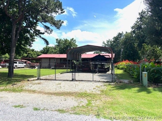 60 Wildflower, Eufaula, OK 74432