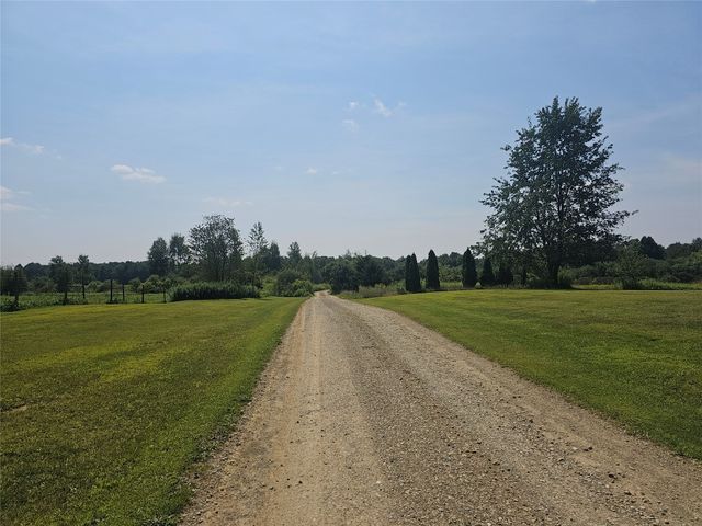 26052 MISTY MEADOWS, Edinboro, PA 16412