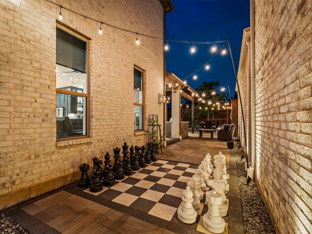 2217 6th Avenue, Flower Mound, TX 75028