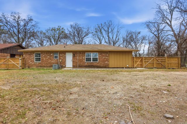 4010 W 17th Avenue, Pine Bluff, AR 71603