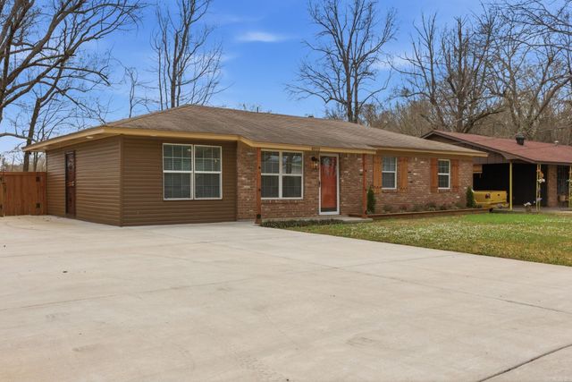 4010 W 17th Avenue, Pine Bluff, AR 71603