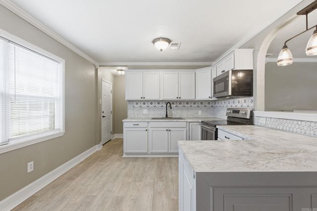 4010 W 17th Avenue, Pine Bluff, AR 71603