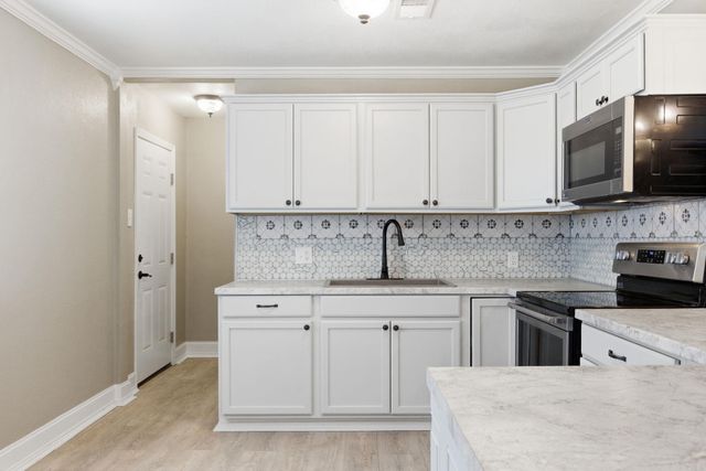 4010 W 17th Avenue, Pine Bluff, AR 71603