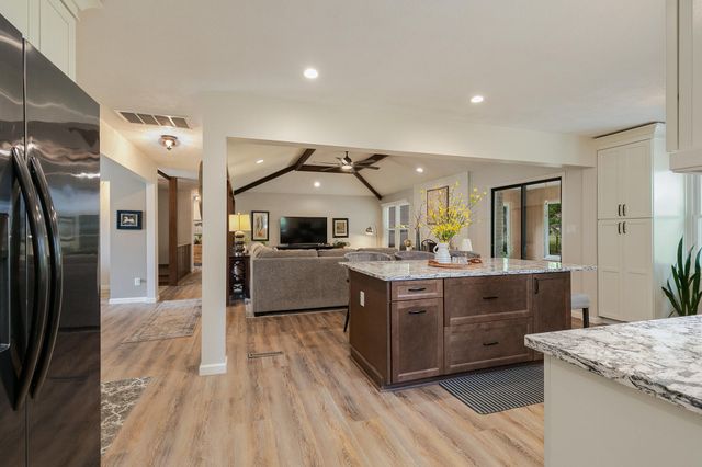 4845 S Ash Avenue, Springfield, MO 65804